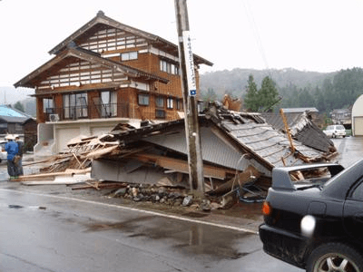 阪神・淡路大震災での建築時期別被害状況