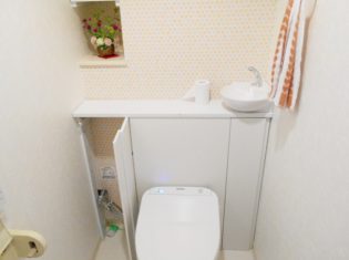 マンション　トイレ入替　施工後１枚目